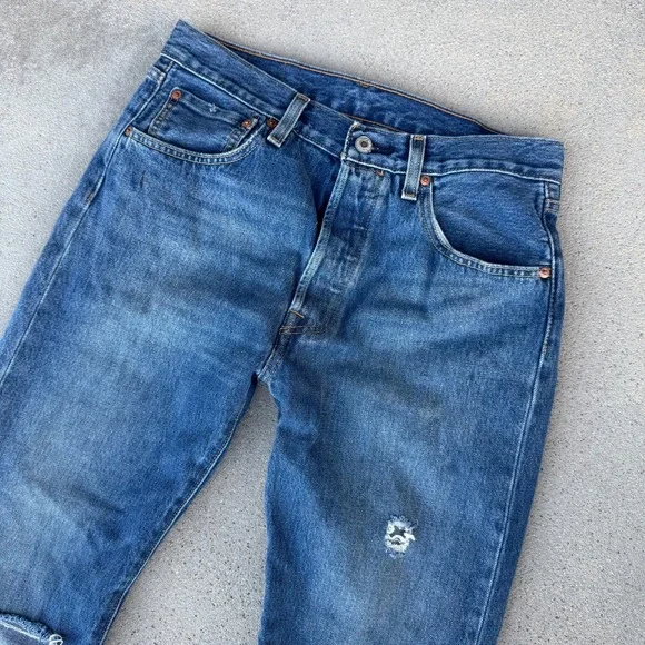 Levi's 501 93' Jeans Men's 32x30 Straight Leg Medium Wash Button Fly Cotton - Picture 2 of 11